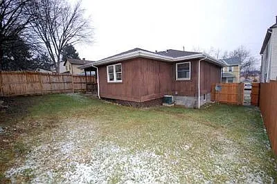 326 Saint Clair St photo 1
