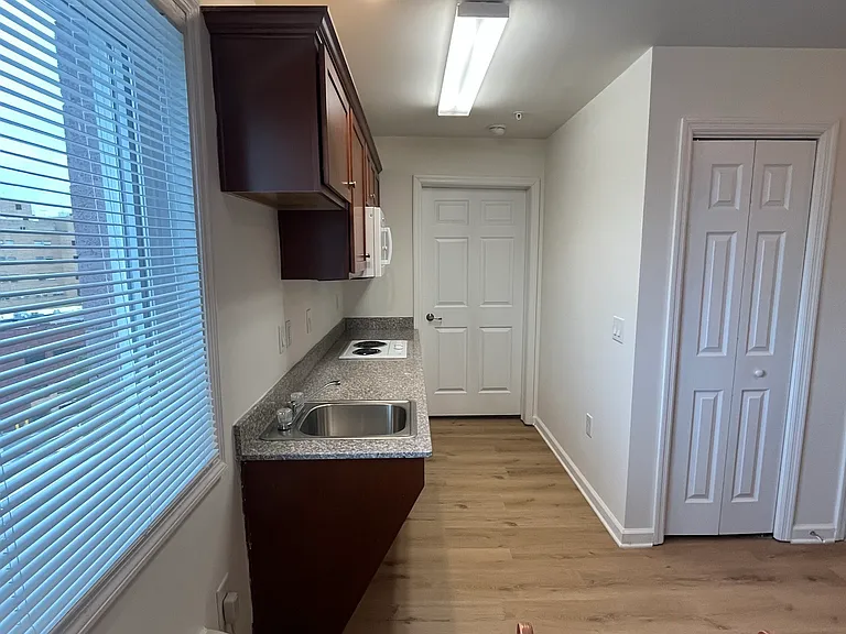 165-169 Barclay St #604 — Photo 6