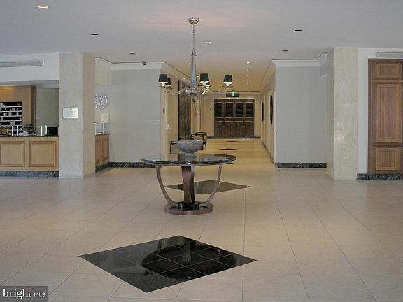 2nd image of 10401 Grosvenor Pl APT 1010