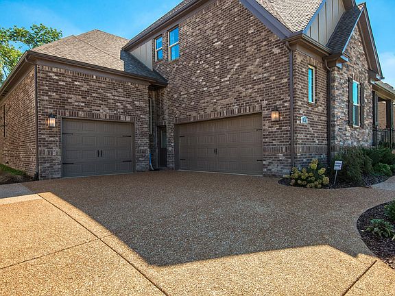 2nd image of 365 Tulley Ct #109-lot 109