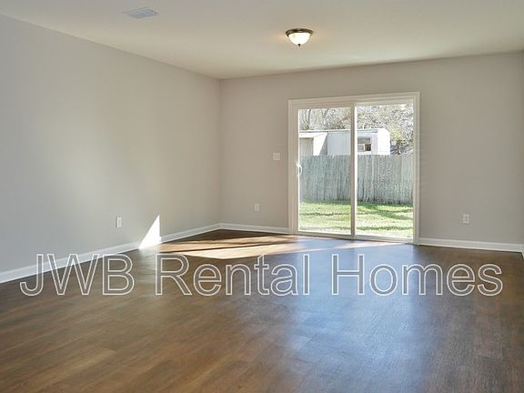 5th image of 1293 Neva St