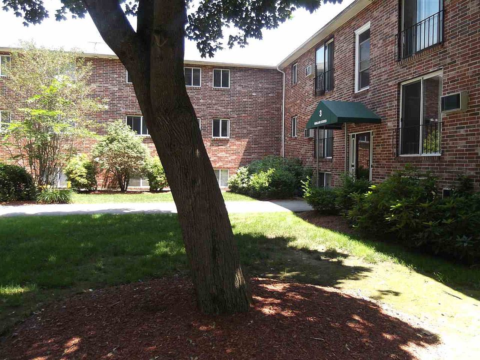 1st image of 93 West St APT 01