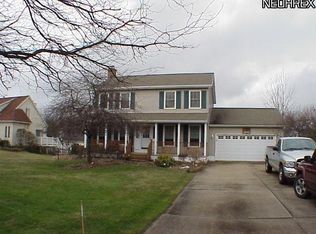 9111 Sugarbush Dr, Mentor, OH
