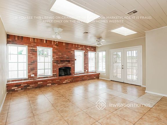 3rd image of 656 S Robin Ln
