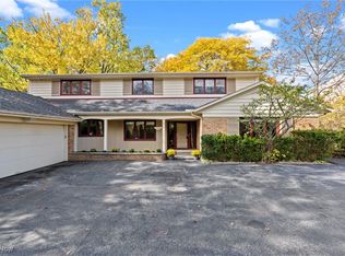 2990 E Belvoir Oval, Shaker Heights, OH 44122