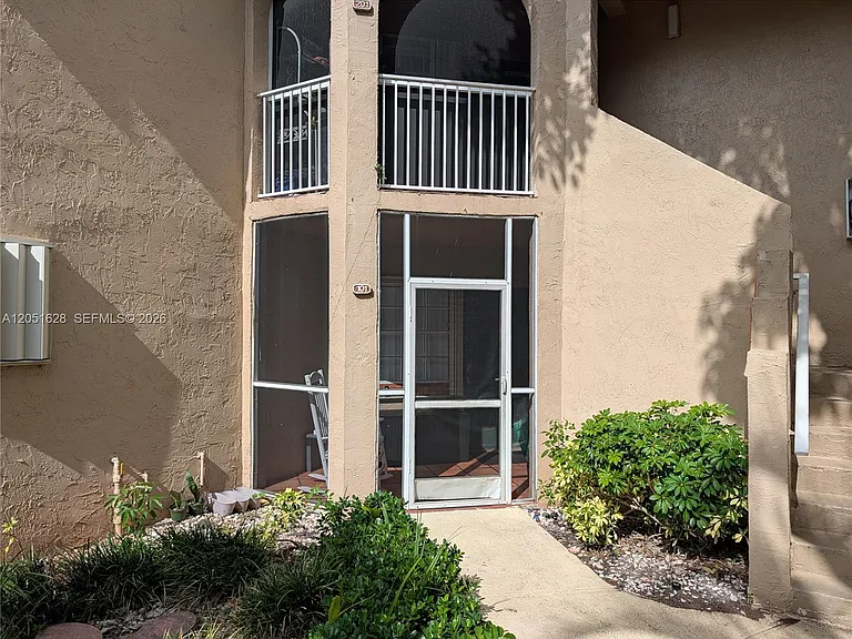 301 SW 86th Ave #101 — Photo 17