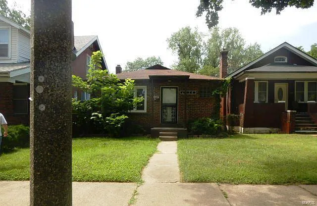 6934 Plymouth Ave photo 1