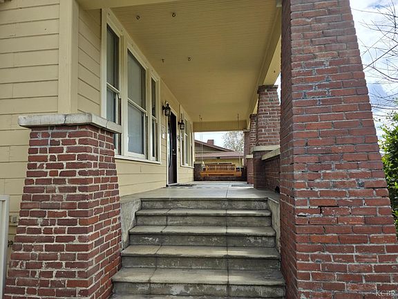 4th image of 707 N Douty St
