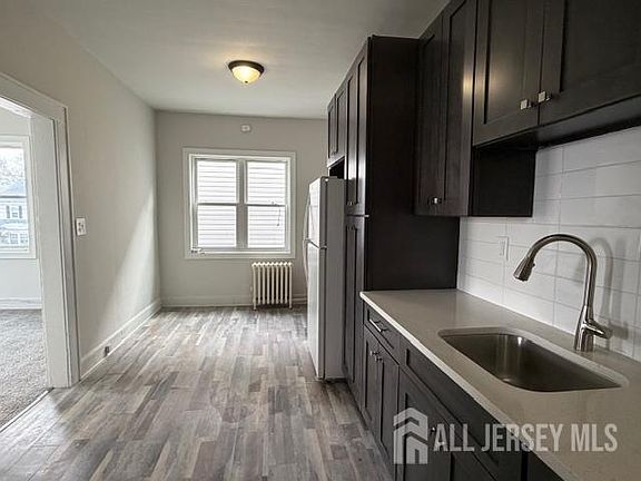 3rd image of 474 Rahway Ave APT 3