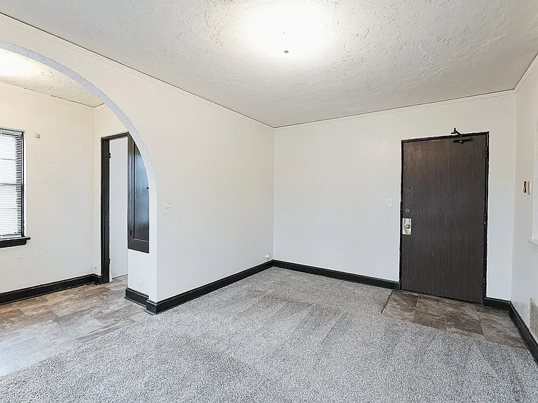 1403 E St #B3 — Photo 3