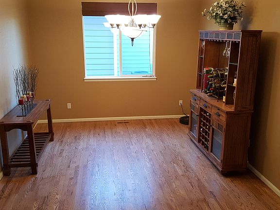 Formal dining room