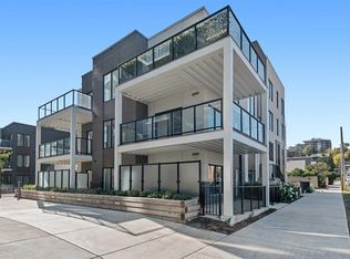 455 E 1st Ave NE #401, Calgary, AB T2E 0B6