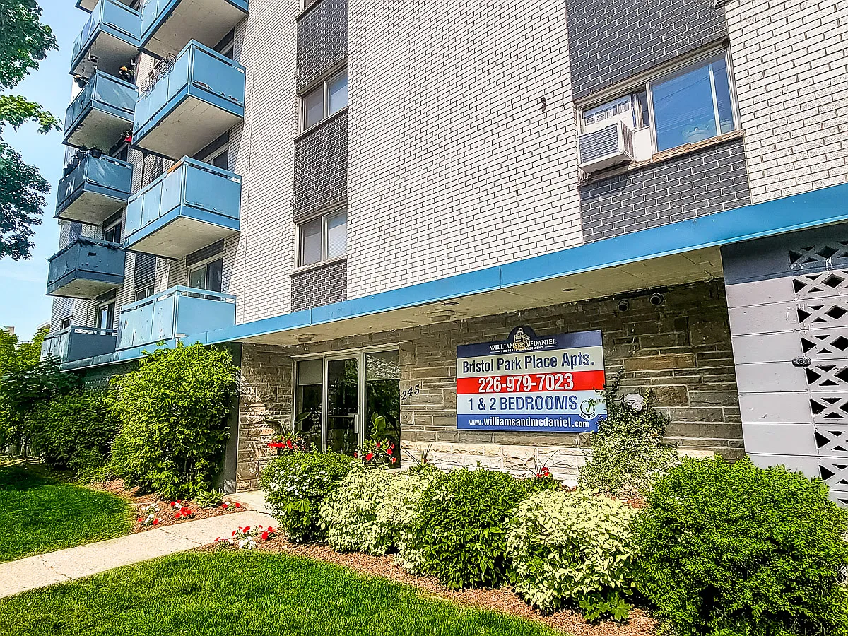 Bristol Park Place Apartments - Choose your rent level - Call for Details - All utilities — Photo 2