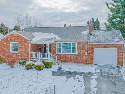 332 E Maitland Ln, New Castle, PA, 16105
