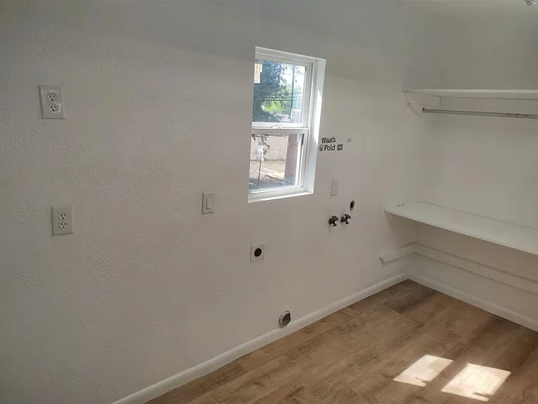 1305 Melbourne Dr #1 — Photo 4