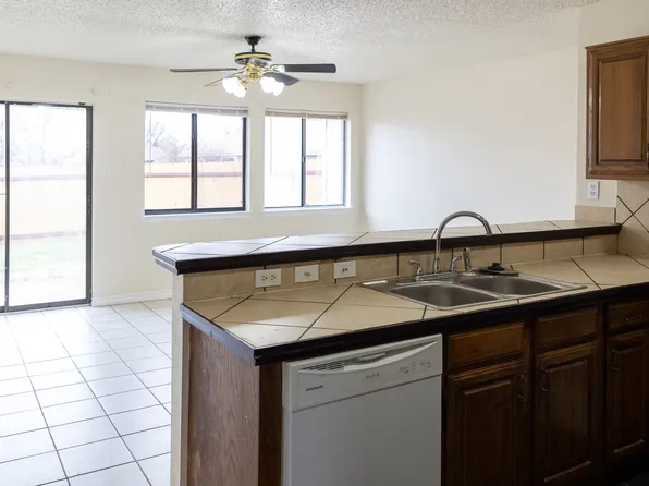 824 Middle Cove Dr, Plano, TX 75023