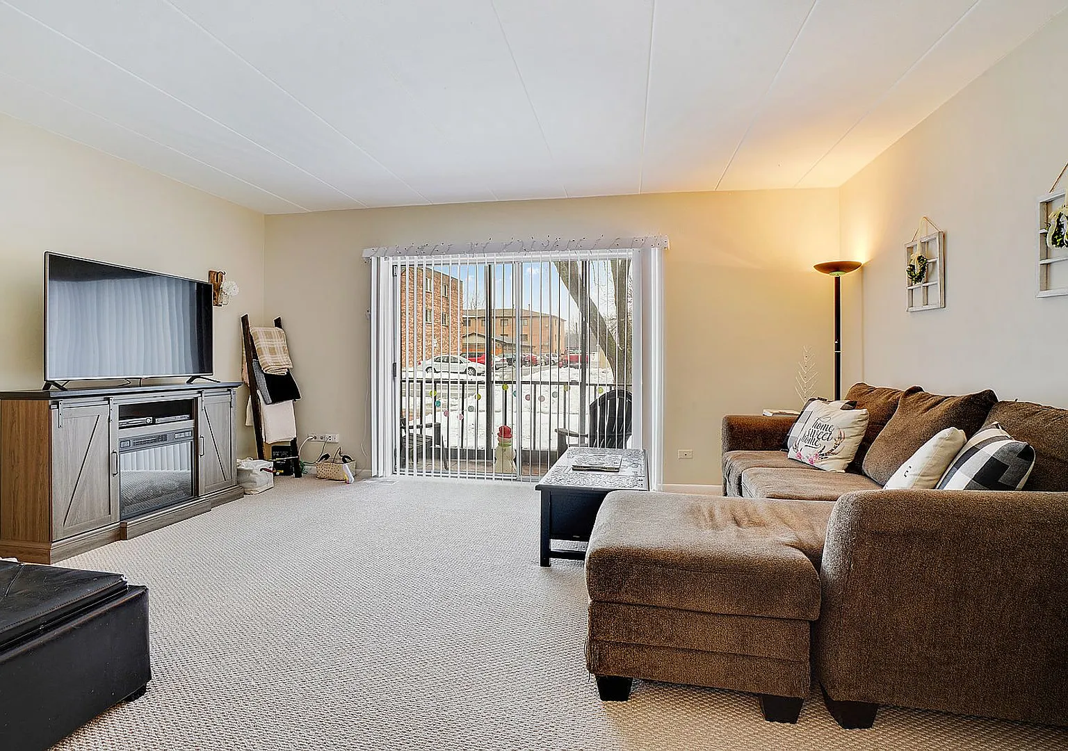 17510 Cedar Lane — Photo 3
