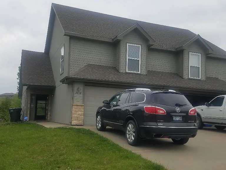 3626 SW Chelsea Dr — Photo 1