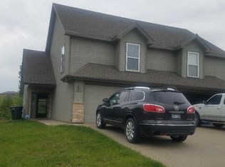 3622 SW Chelsea Dr, Topeka, KS 66614