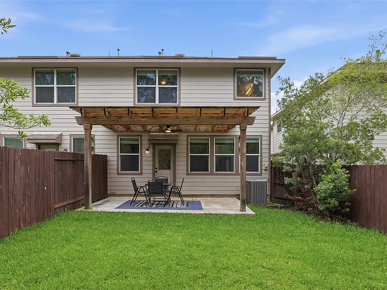 323 Bloomhill Pl — Photo 18