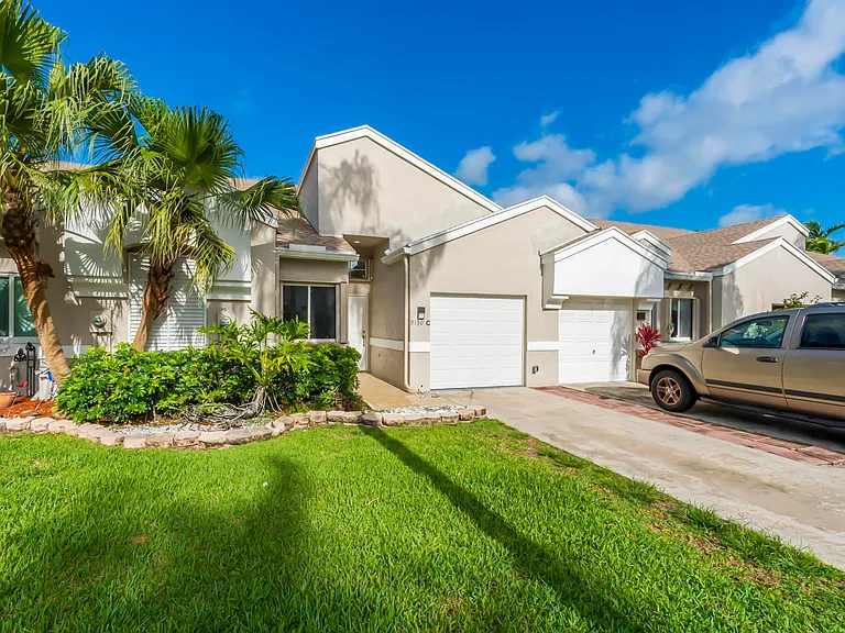9130 Vineland Ct #C — Photo 3