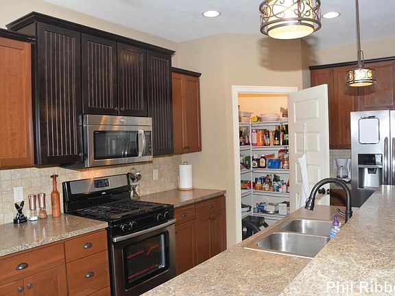 3rd image of 6243 White Clover Ln SE