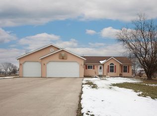 4340 S Main St, Mazon, IL 60444