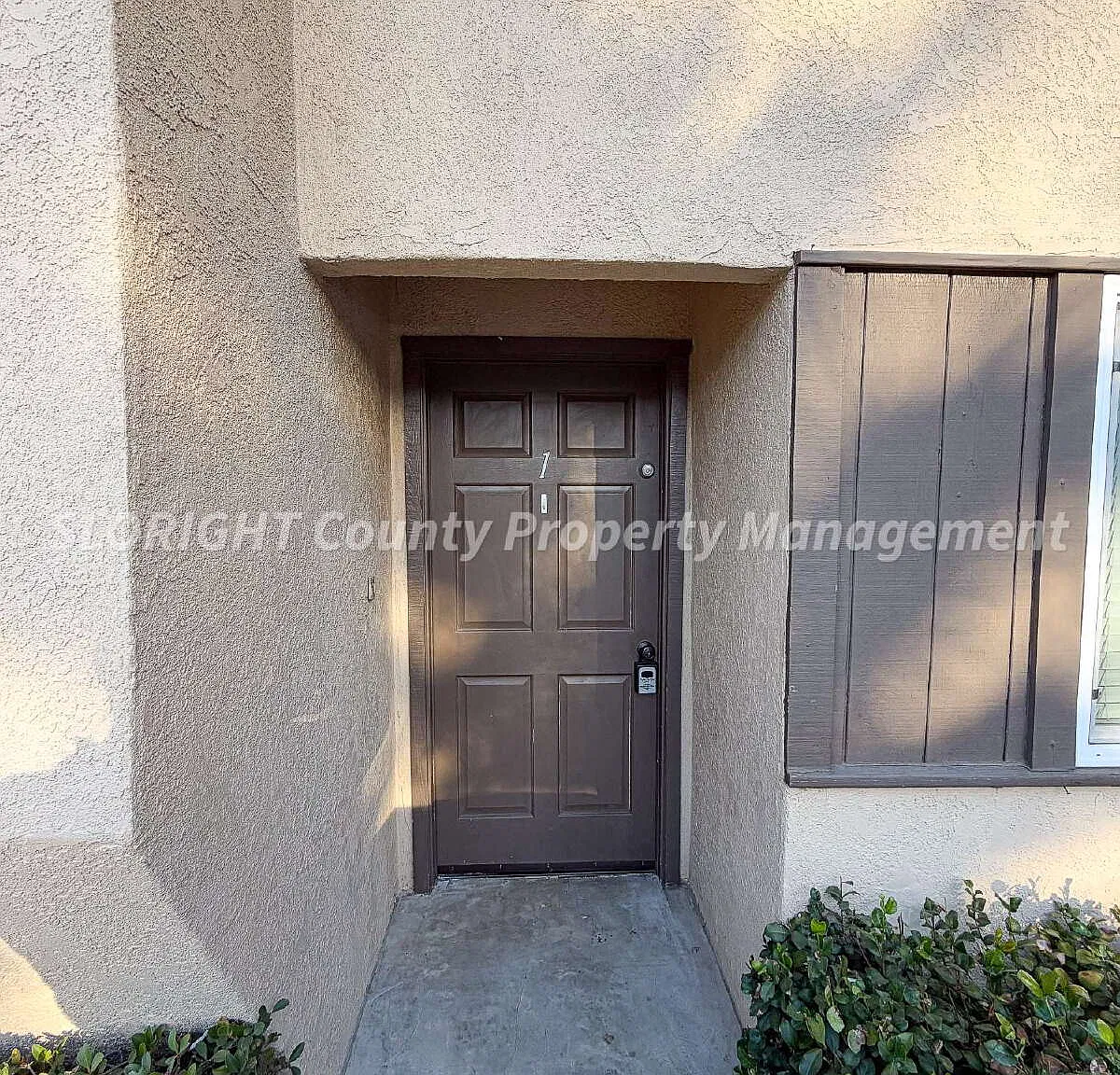 2 bed, 1.5 bath, $2,000 — Photo 2
