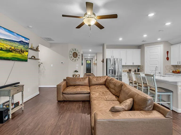 1917 Canyon Live Oak St — Photo 17