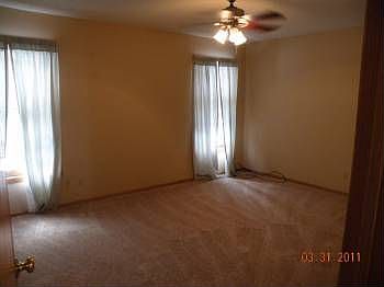 3rd image of 8541 Woodlawn Dr