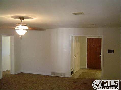 3rd image of 431 Longworth Blvd