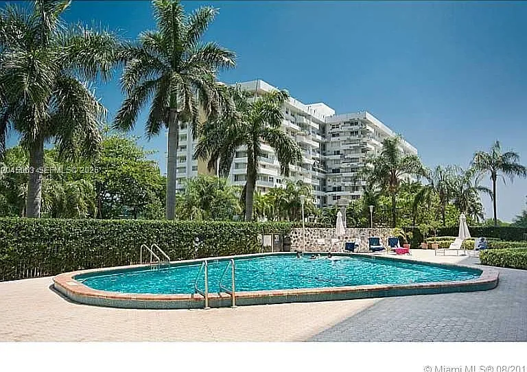 199 Ocean Lane Dr #505 — Photo 18