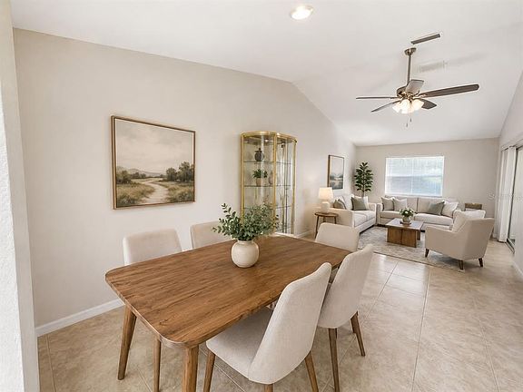 3rd image of 1203 Saxony Cir APT B