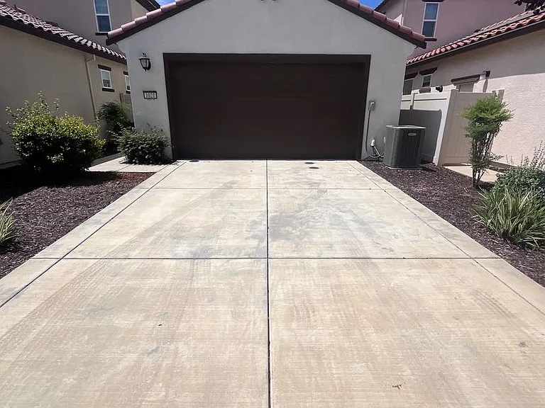 1021 Chapelhill Ln — Photo 15