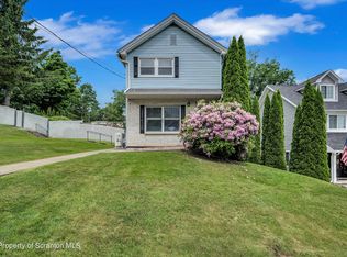 206 Greenwood Ave, Clarks Summit, PA 18411