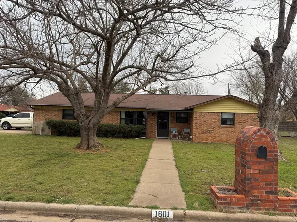 1601 SE 24th Ave, Mineral Wells, TX 76067