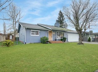 921 13th St SW, Puyallup, WA 98371