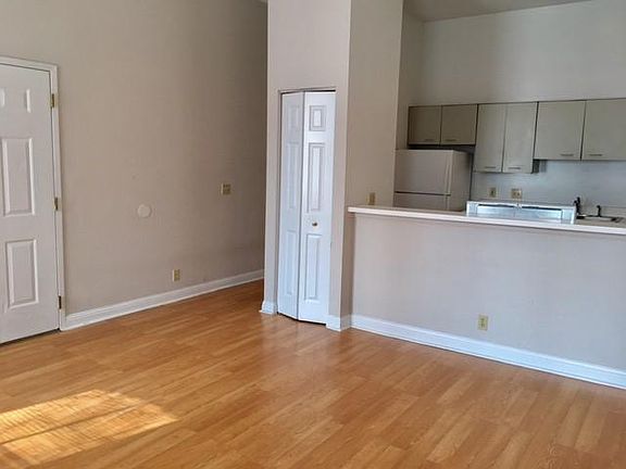 5th image of 2349 S 10th St APT B