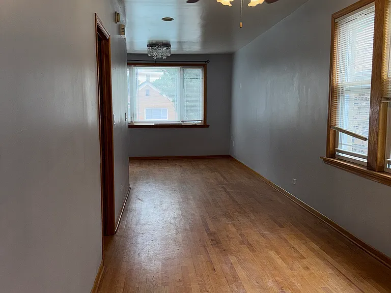 3308 S Hoyne Ave #2F — Photo 25
