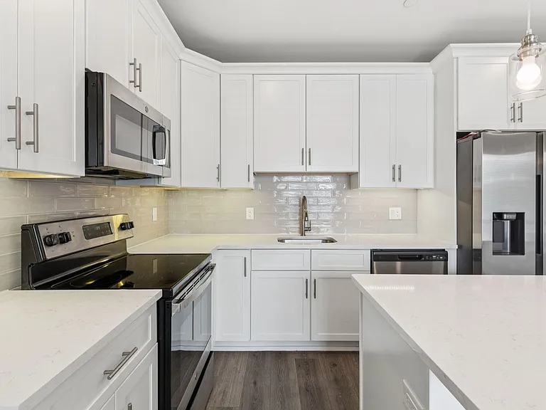 2531 N Front St #2 — Photo 7