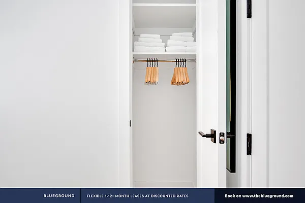 Rented by The Blueground | media 21