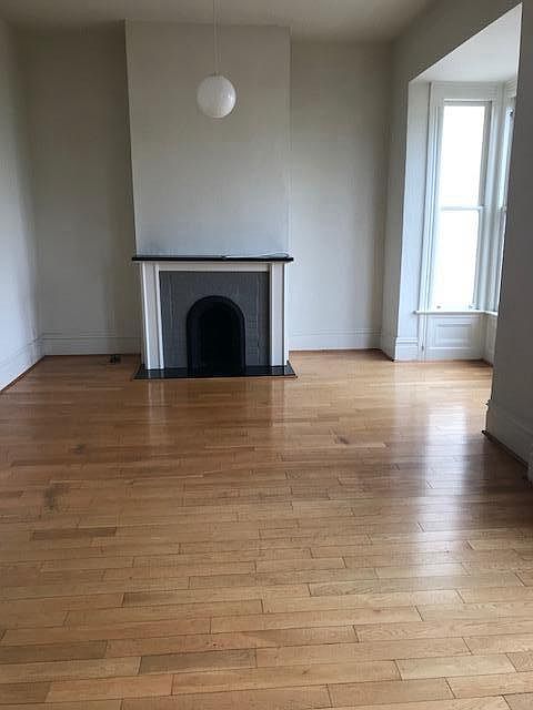 1st image of 264 Dolores St