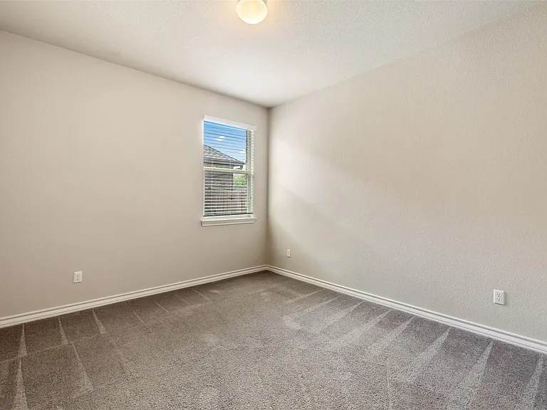 4004 Harbor Point Dr — Photo 30