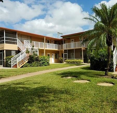 2nd image of 411 S Crescent Dr APT 206