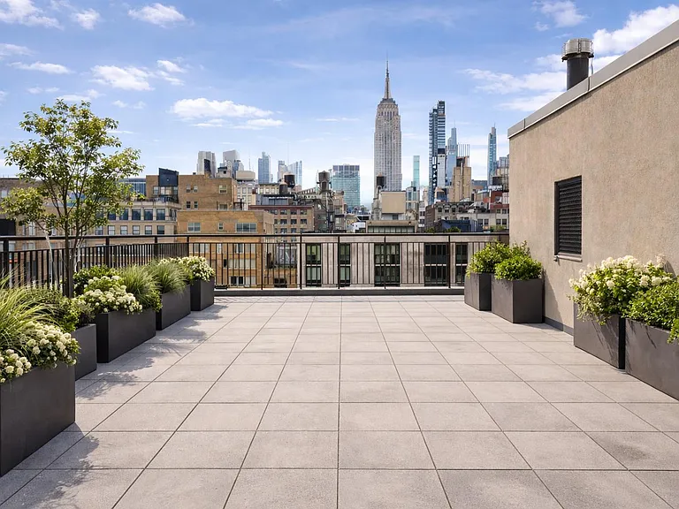47 W 13th St #PHB — Photo 8