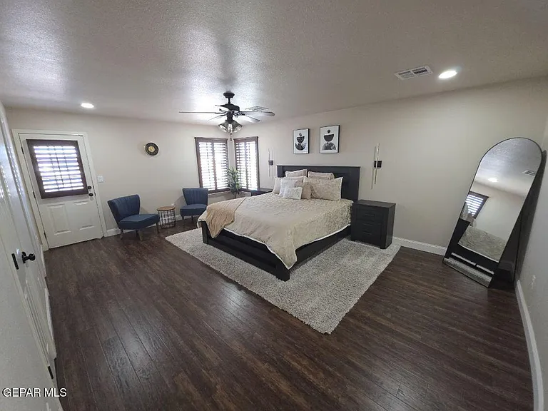 12867 Hidden Grove Dr — Photo 31