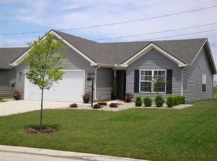 408 Lauterbur Ln, Champaign, IL 61822
