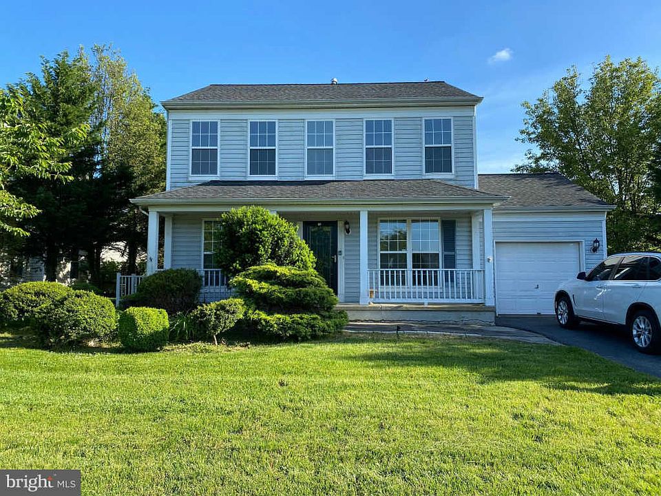 1st image of 15 Appoquin Dr N
