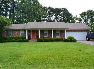 1212 Garden Ln, Corinth, MS 38834