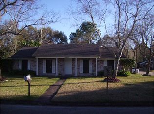 5000 Westwood Dr, Dickinson, TX 77539